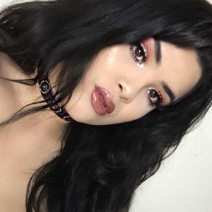 Meet your Posher, Gudelia